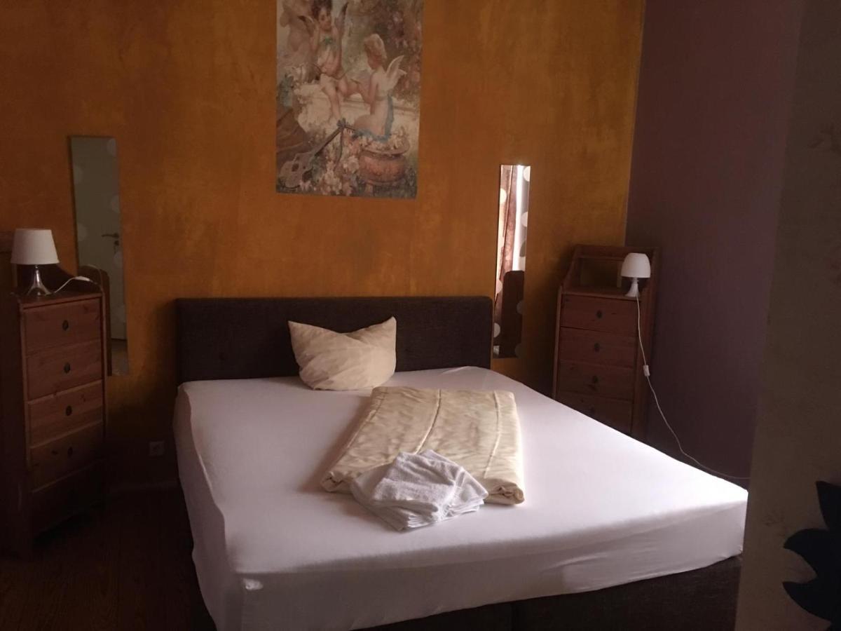 Wohnung In Καϊζερσλάουτερν Εξωτερικό φωτογραφία