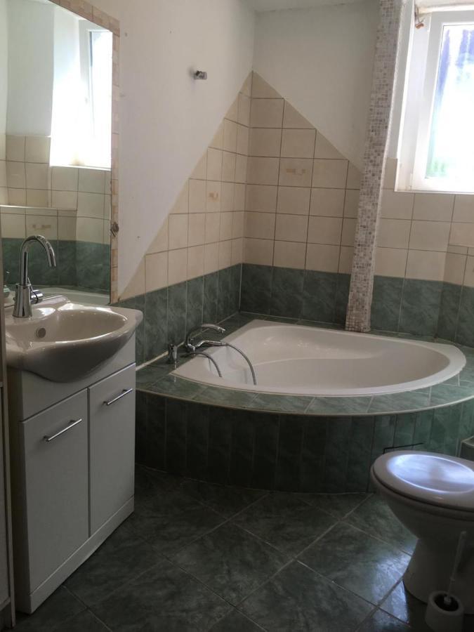 Wohnung In Καϊζερσλάουτερν Εξωτερικό φωτογραφία